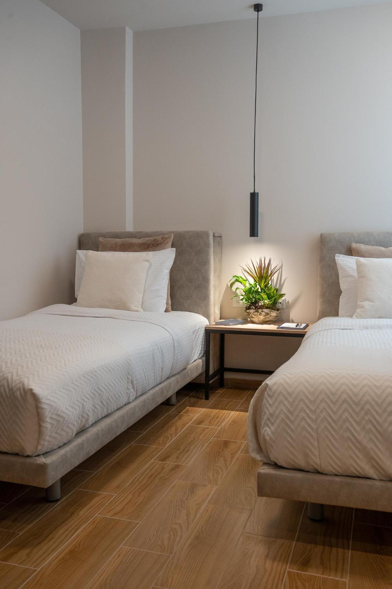 Ira - Ηρα Hotel Kalamata Zewnętrze zdjęcie